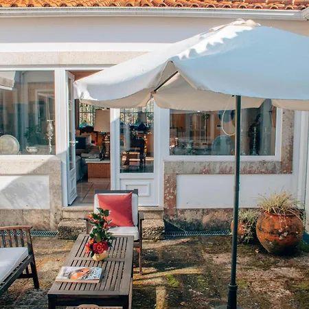 Just Like - Casa Da Bouca Velha